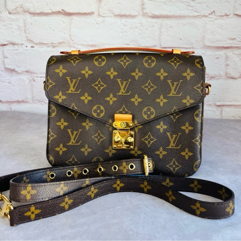Authentic Louis Vuitton Pochette Métis